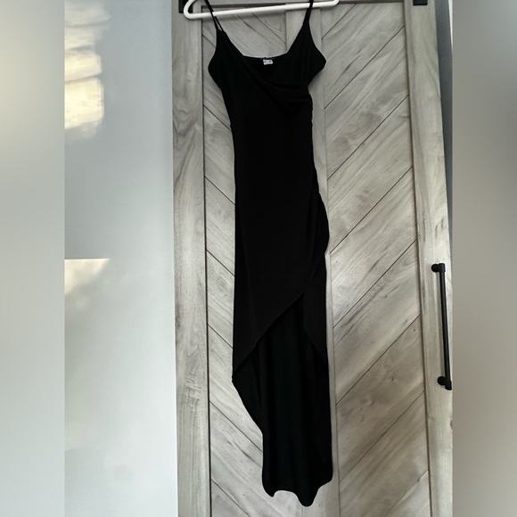 VENUS Dresses & Skirts - VENUS stretchy strappy small Black high low bottom Dress nwot